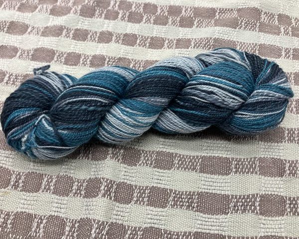 Gradient blue- Handspun yarn - wool